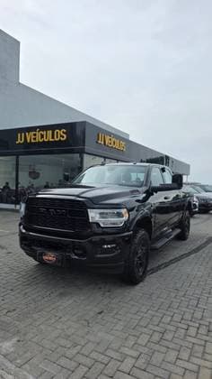 Carro 6.7 I6 TURBO DIESEL LARAMIE CD 4X4 AUTOMÁTICO