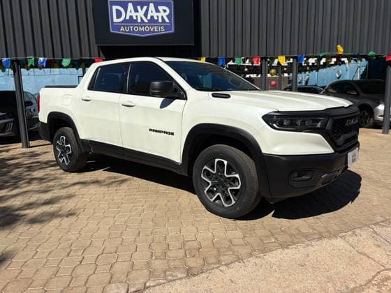 Carro 2.0 TURBO DIESEL REBEL 4X4 AUTOMÁTICO