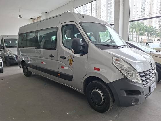 Carro 2.3 DCI DIESEL MINIBUS EXECUTIVE 16L L3H2 3P MANUAL