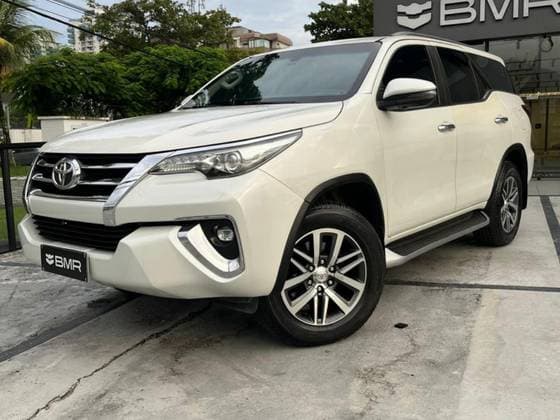 Carro 2.8 SRX 4X4 7 LUGARES 16V TURBO INTERCOOLER DIESEL 4P AUTOMÁTICO