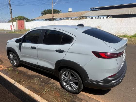 Carro 1.0 TURBO 200 FLEX CVT