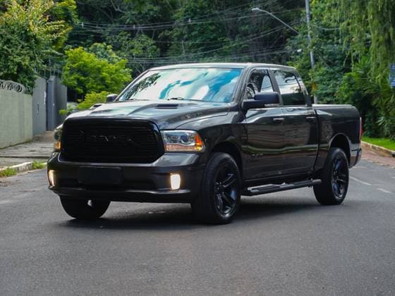 Carro 5.7 V8 GASOLINA LARAMIE NIGHT EDITION CD 4X4 AUTOMÁTICO