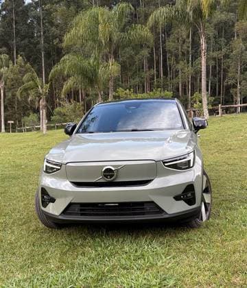 Carro P8 RECHARGE TWIN ELECTRIC ULTIMATE AWD