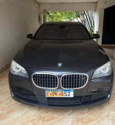 Carro 4.4 SEDAN V8 32V GASOLINA 4P AUTOMÁTICO
