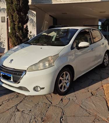 Carro 1.5 ACTIVE PACK 8V FLEX 4P MANUAL