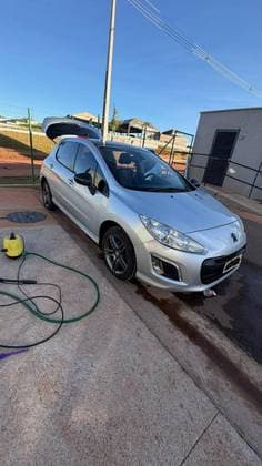 Carro 1.6 GRIFFE THP 16V GASOLINA 4P AUTOMÁTICO