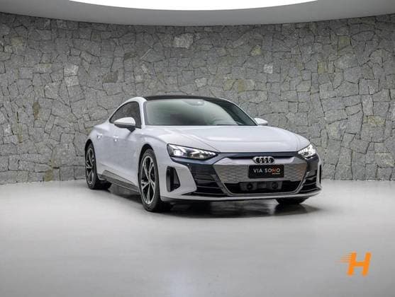 Carro ELÉTRICO SPORTBACK QUATTRO