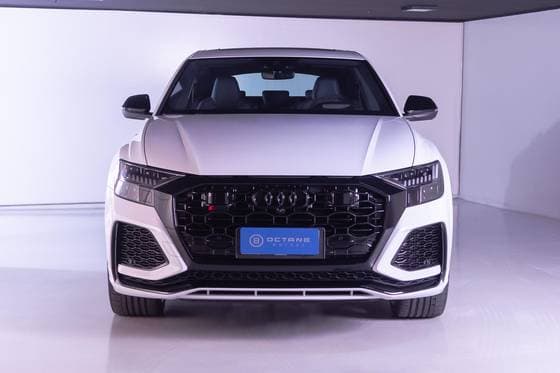 Carro 4.0 V8 TWINTURBO MHEV TIPTRONIC