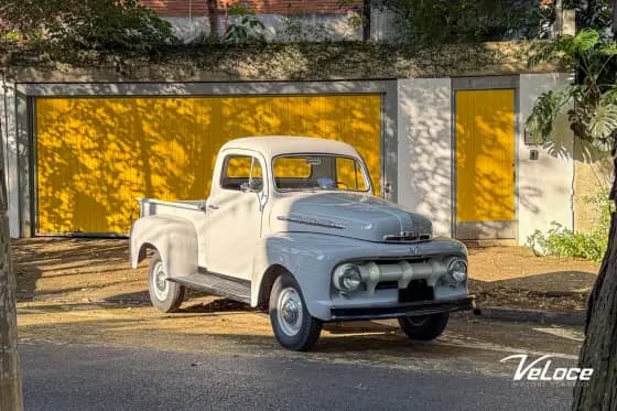 Carro V8 GASOLINA 2P MANUAL