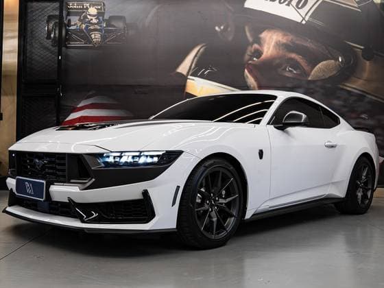Carro 5.0 V8 GASOLINA DARK HORSE SELECTSHIFT