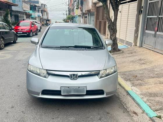 Carro 1.8 LXS 16V FLEX 4P AUTOMÁTICO
