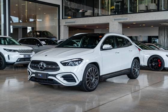 Carro 1.3 MHEV AMG LINE 7G-DCT