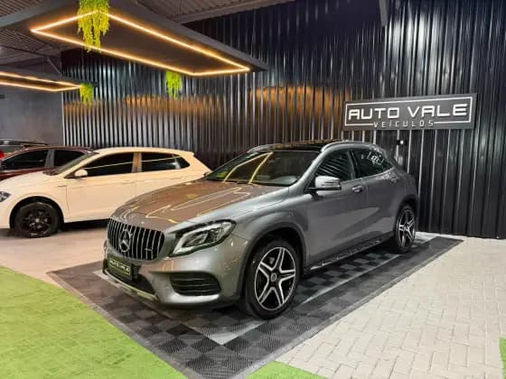 Carro 2.0 CGI GASOLINA SPORT 4MATIC 7G-DCT