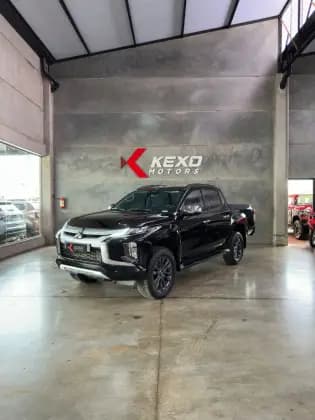 Carro 2.4 BITURBO DIESEL CD HPE 4X4 AUTOMÁTICO