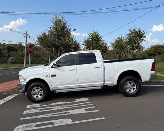 Carro 6.7 LARAMIE 4X4 CD I6 TURBO DIESEL 4P AUTOMÁTICO