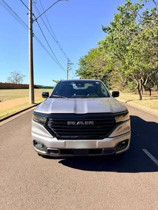 Carro 2.0 HURRICANE 4 TURBO GASOLINA LARAMIE 4X4 AUTOMÁTICO