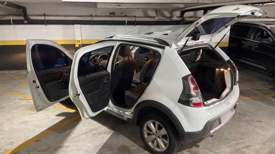 Carro 1.6 STEPWAY 16V FLEX 4P AUTOMÁTICO