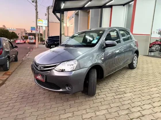 Carro 1.3 X 16V FLEX 4P MANUAL