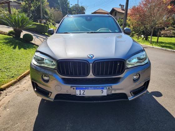 Carro 4.4 V8 TURBO GASOLINA XDRIVE50I SECURITY AUTOMÁTICO