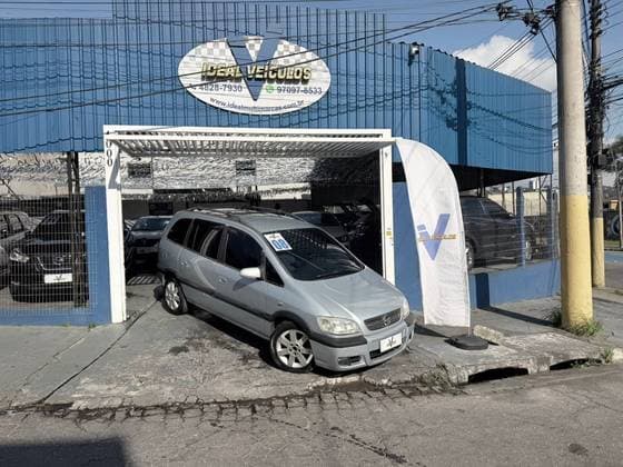 Carro 2.0 MPFI ELEGANCE 8V FLEX 4P MANUAL
