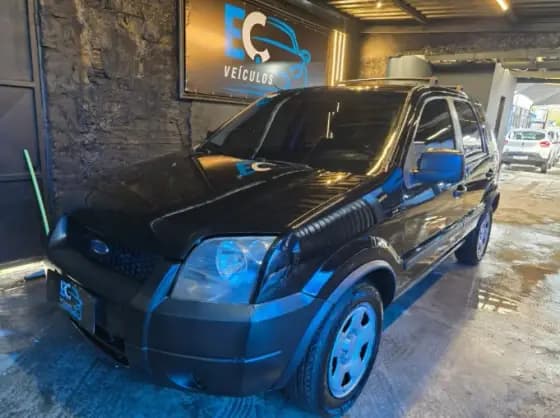Carro 1.6 XLS 8V GASOLINA 4P MANUAL