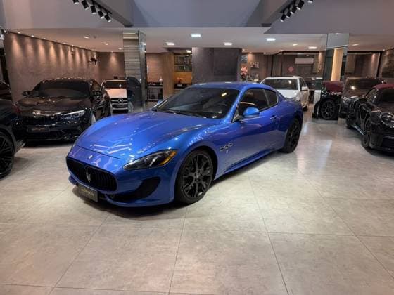 Carro 4.7 V8 GASOLINA SPORT MC SHIFT