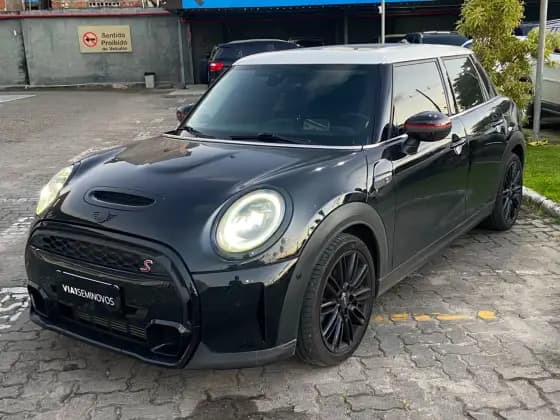 Carro 2.0 16V TWINPOWER GASOLINA CLUBMAN JOHN COOPER WORKS ALL4 STEPTRONIC