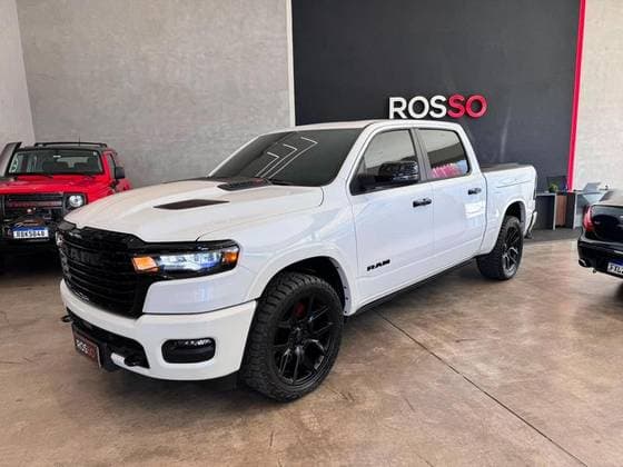 Carro 3.0 HURRICANE 6 BITURBO GASOLINA LARAMIE CD 4X4 AUTOMÁTICO