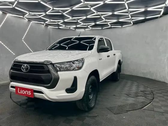 Carro 2.8 D-4D TURBO DIESEL CD POWER PACK 4X4 MANUAL