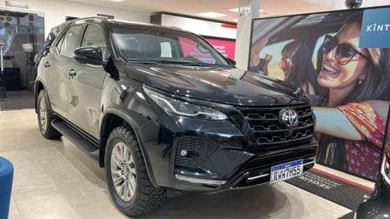 Carro 2.8 D-4D TURBO DIESEL SRX 7L 4X4 AUTOMÁTICO