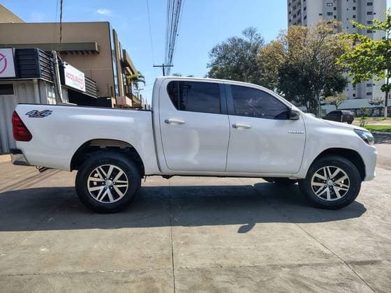 Carro 2.8 SR 4X4 CD 16V DIESEL 4P AUTOMÁTICO