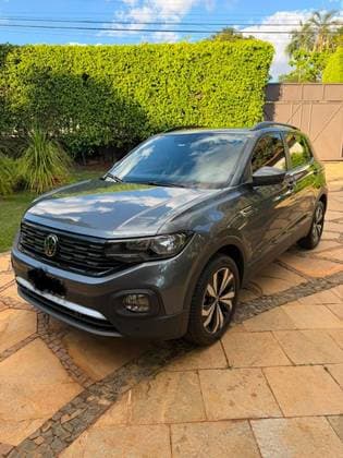Carro 1.0 200 TSI TOTAL FLEX COMFORTLINE AUTOMÁTICO