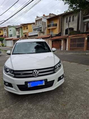 Carro 2.0 TSI R-LINE 16V TURBO GASOLINA 4P TIPTRONIC