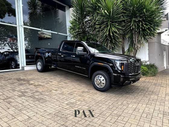 Carro 6.6 V8 DURAMAX DIESEL 3500 DENALI ULTIMATE CD 4WD AUTOMÁTICO