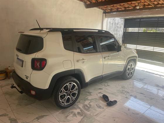 Carro 1.8 16V FLEX LONGITUDE 4P AUTOMÁTICO