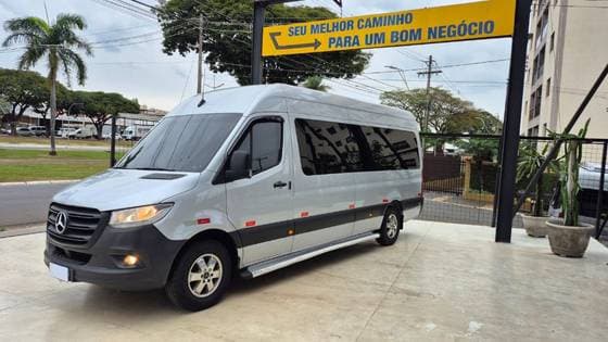 Carro 2.2 CDI DIESEL FURGÃO 416 TA EXTRA LONGO MANUAL