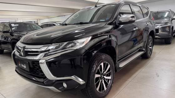 Carro 2.4 16V MIVEC TURBO DIESEL HPE AWD AUTOMÁTICO