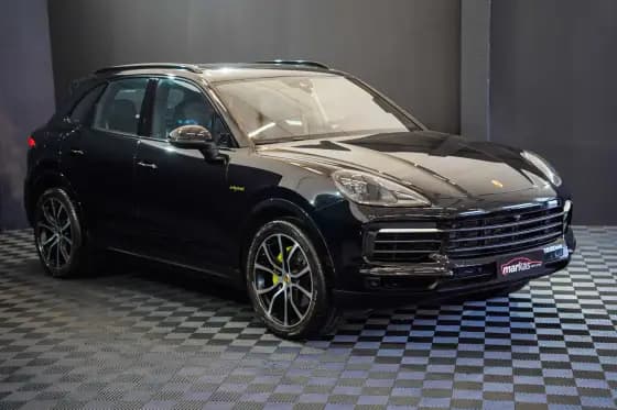 Carro 3.0 V6 E-HYBRID AWD TIPTRONIC S