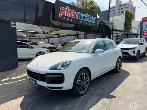 Carro 4.0 V8 GASOLINA TURBO AWD TIPTRONIC S