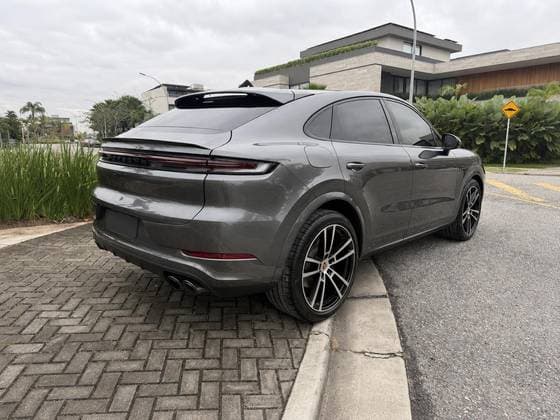 Carro 3.0 V6 E-HYBRID BLACK EDITION COUPÉ AWD TIPTRONIC S