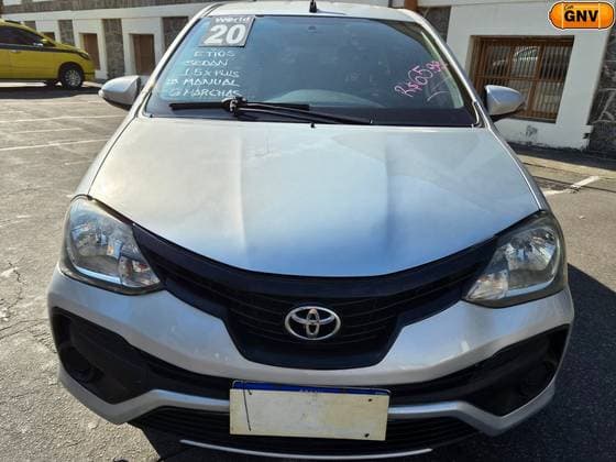 Carro 1.5 X PLUS SEDAN 16V FLEX 4P MANUAL