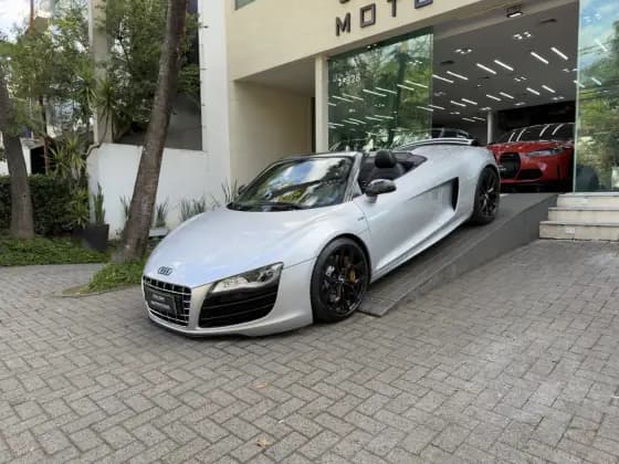 Carro 5.2 FSI QUATTRO SPYDER V10 40V GASOLINA 2P R-TRONIC