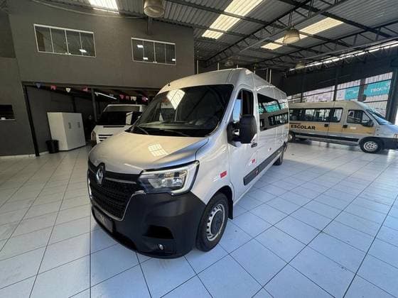 Carro 2.3 DCI DIESEL MINIBUS EXECUTIVE 16L L3H2 3P MANUAL