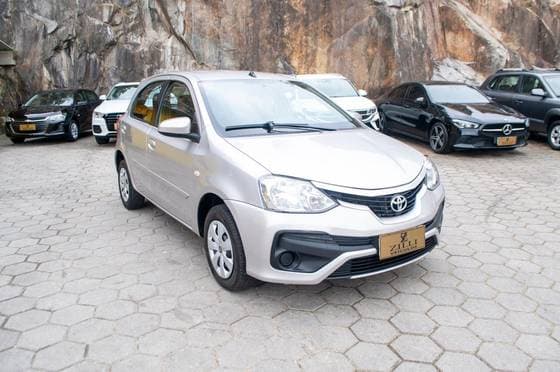 Carro 1.5 READY 16V FLEX 4P AUTOMÁTICO