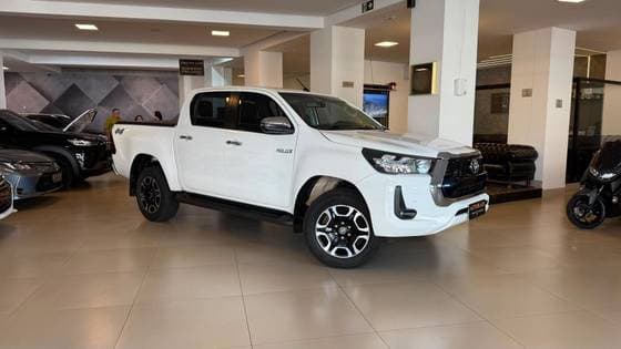 Carro 2.8 D-4D TURBO DIESEL CD SRV 4X4 AUTOMÁTICO