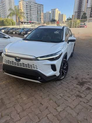 Carro 1.8 VVT-I HYBRID FLEX XRX CVT