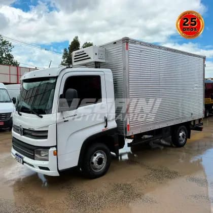 Carro 2.8 TURBO DIESEL CHASSI 4X2 MANUAL