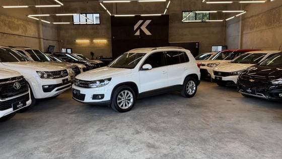 Carro 2.0 TSI 16V TURBO GASOLINA 4P TIPTRONIC