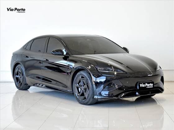 Carro 82,5 KW ELÉTRICO AWD