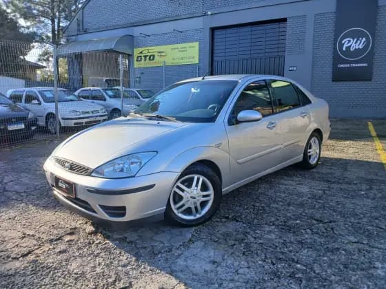 Carro 1.6 GLX SEDAN 8V GASOLINA 4P MANUAL
